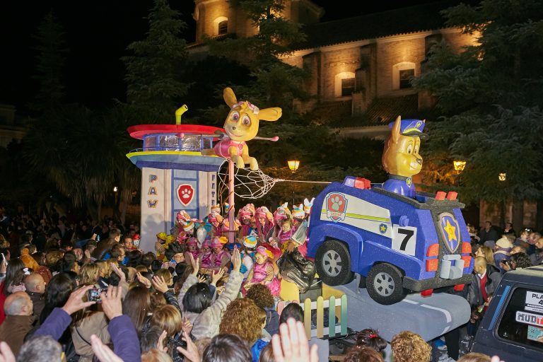 CRM2017-15-Carroza_07_La_Patrulla_Lucecor_916B2914