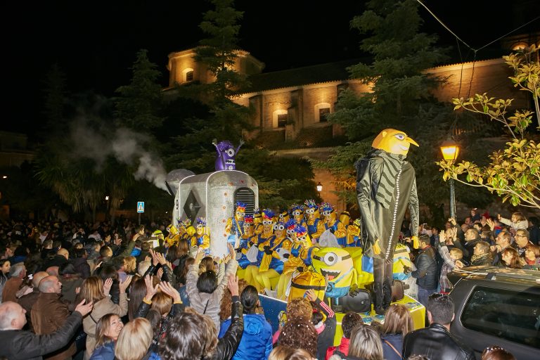 CRM2017-17-Carroza_09_La_Invasion_de_los_Minions_916B2954