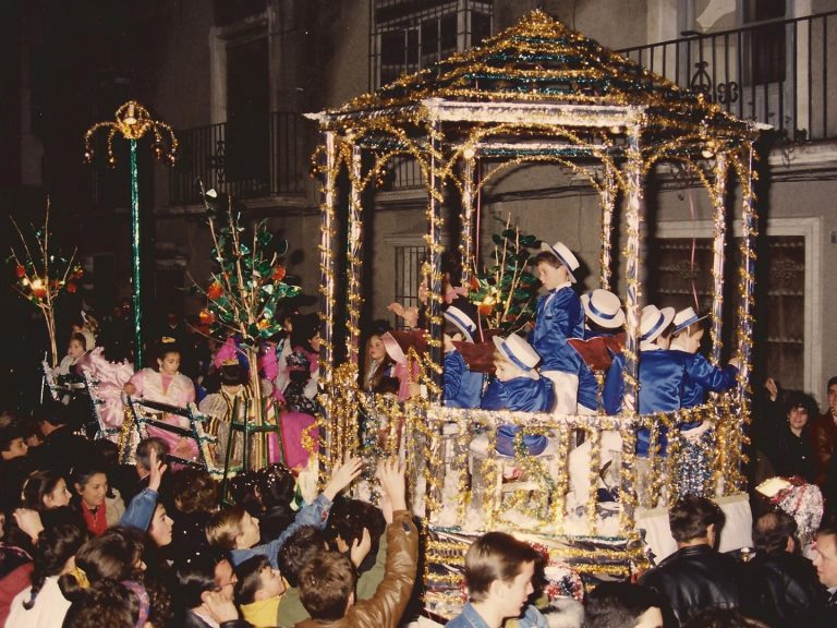 CRM1992-05-Carroza_03x_12