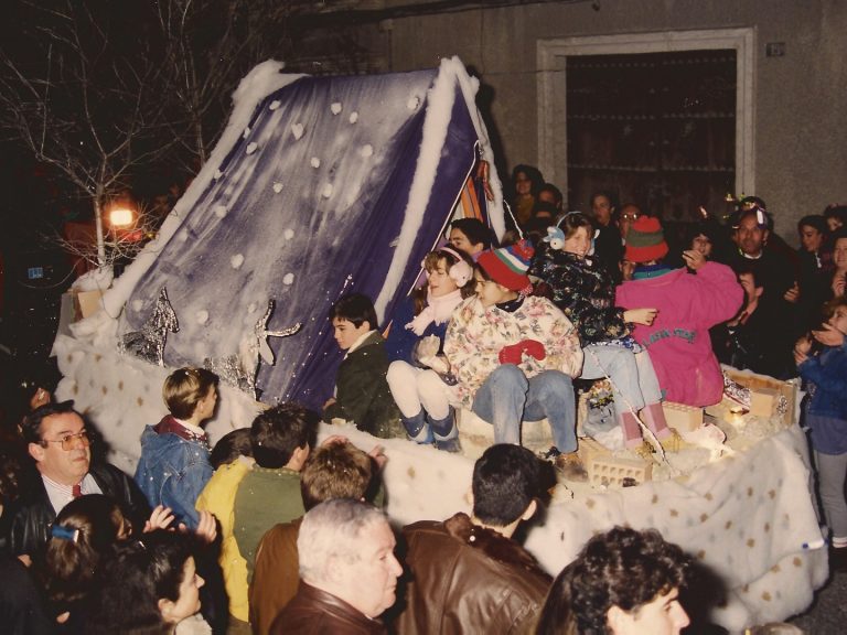 CRM1992-10-Carroza_07x_18