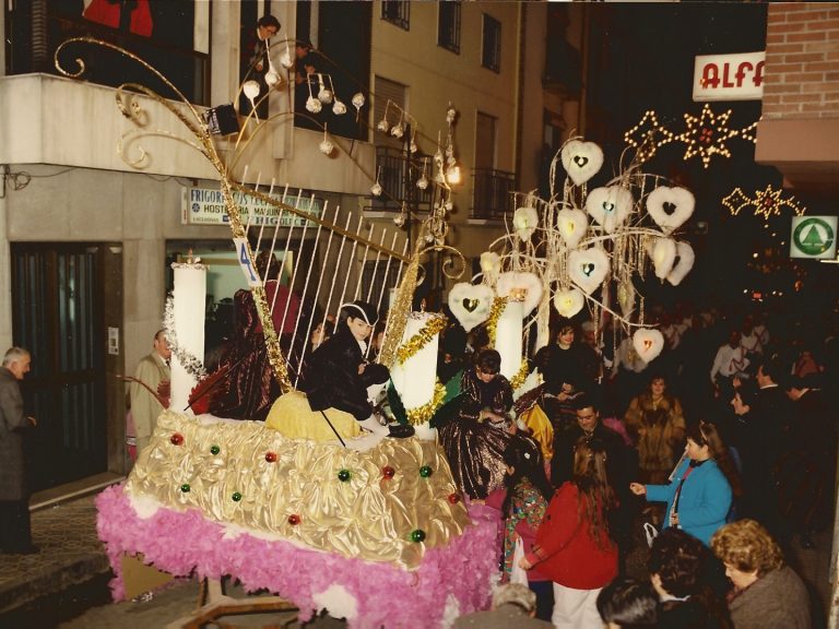 CRM1993-06-Carroza_04x_10