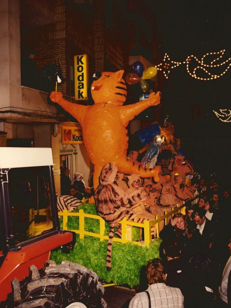 CRM1996-04-Carroza_02_08