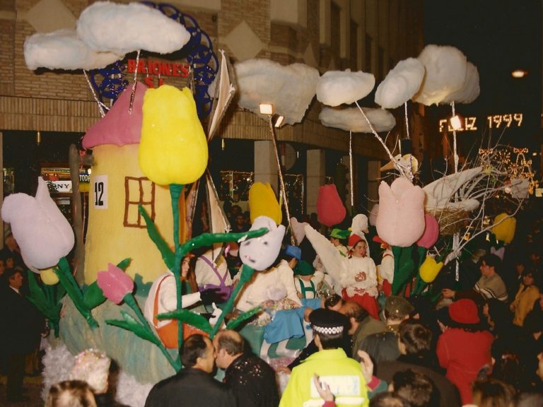 CRM1999-16-Carroza_12_36