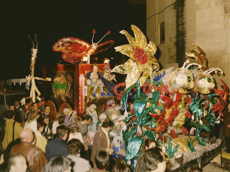 CRM2001-03-Carroza_02_06