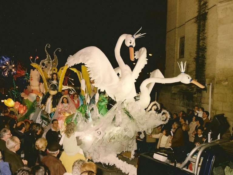 CRM2001-14-Carroza_09_27