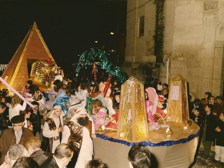 CRM2001-15-Carroza_10_30 ( X )