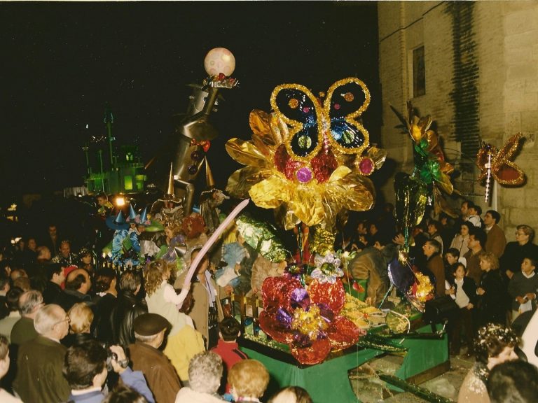 CRM2001-19-Carroza_14x_38