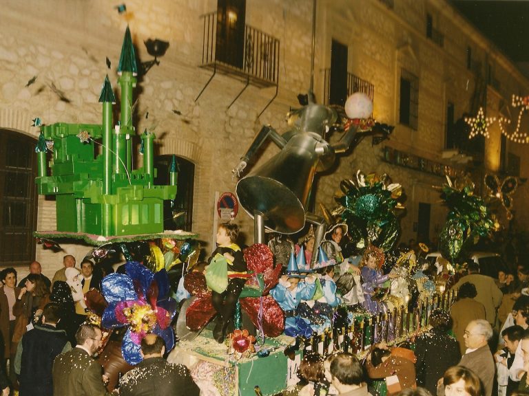 CRM2001-19-Carroza_14x_39