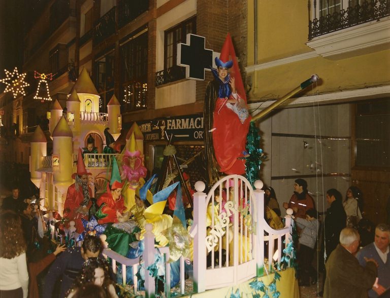 CRM2002-18-Carroza_11x_36