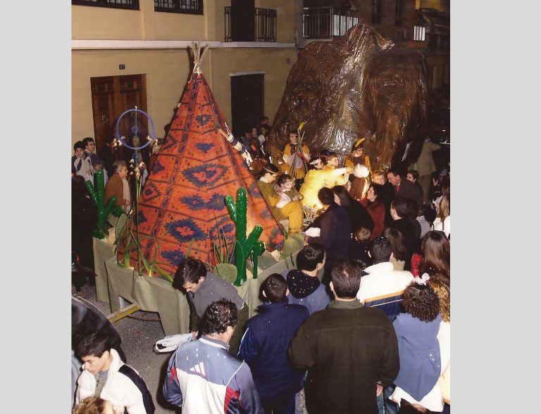 CRM2004-15-Carroza_09x_31