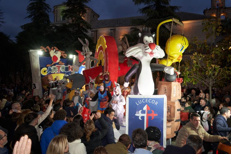 RM2024-09-Carroza_03_Looney_Tunes_Lucecor_0057