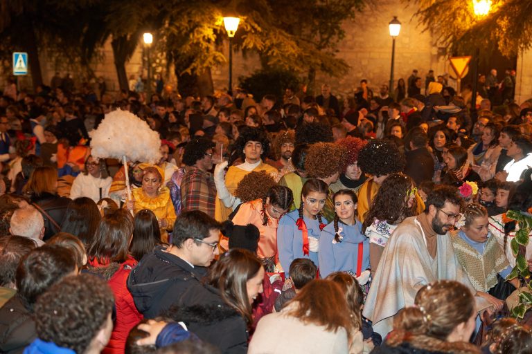 RM2024-17-Carroza_09_Encanto_0106