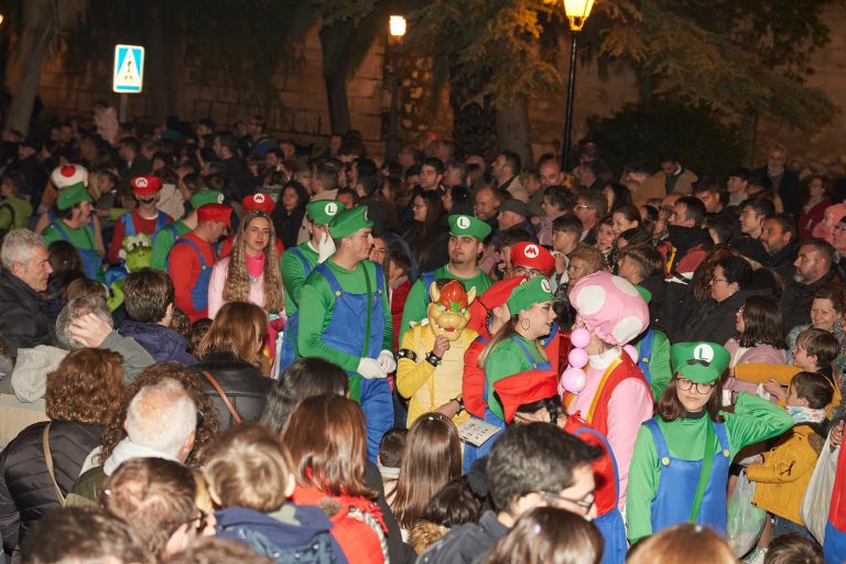 RM2024-18-Carroza_10_Mario_Bros_0114