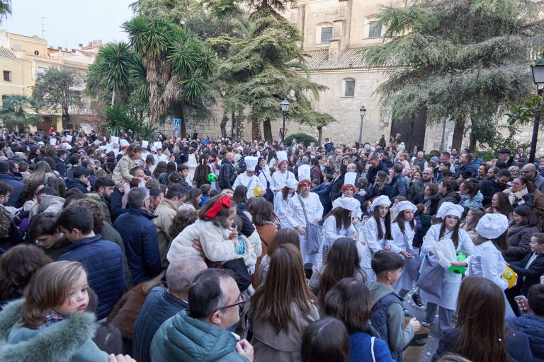 RM2025-10-Carroza_04_Ratatouille_en_Familia_0060