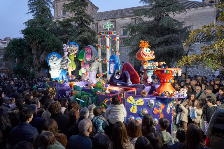 RM2025-12-Carroza_06_Del_Reves_0078